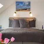 Apartments Valkenisse